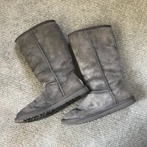 Tall Gray Ugg Boots